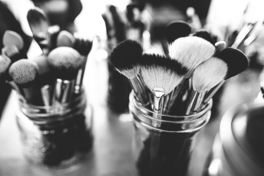 Safe Beauty Products - 3 Dirty Little Secrets About the Beauty Industry